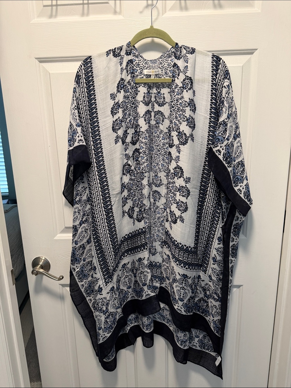 Woven Heart White and Navy Blue Printed Swim Coverup Kimono